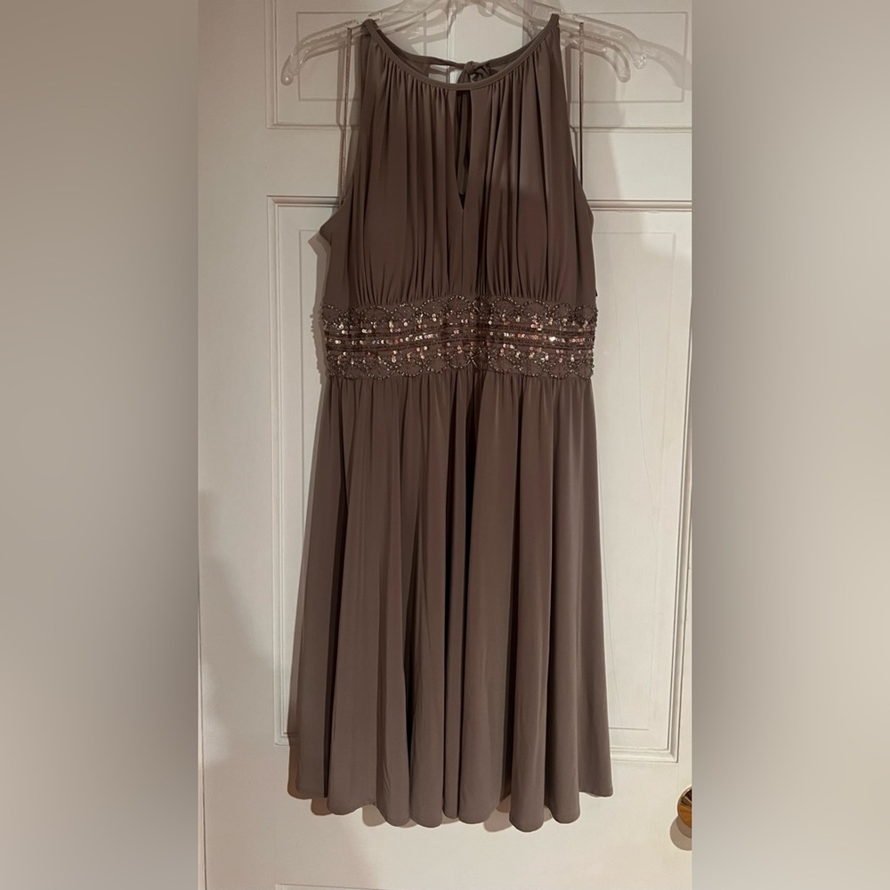 Dress. 14p. Never worn